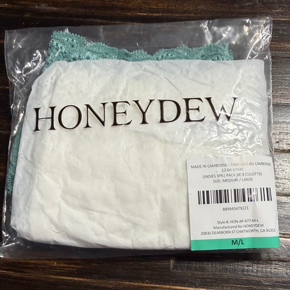 Honeydew Intimates Green and White Lace Panties Set - Picture 2 of 4